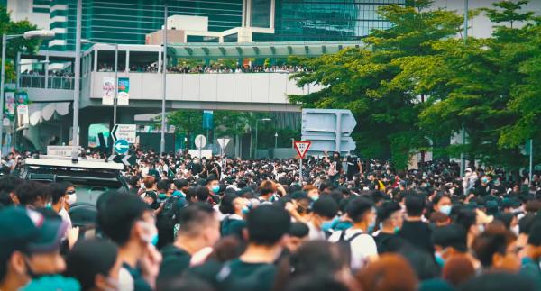 Cuộc biểu tình ở Hong Kong nhìn từ trên cao: Một khung cảnh đáng sợ và choáng ngợp Cuộc biểu tình ở Hong Kong nhìn từ trên cao: Một khung cảnh đáng sợ và choáng ngợp