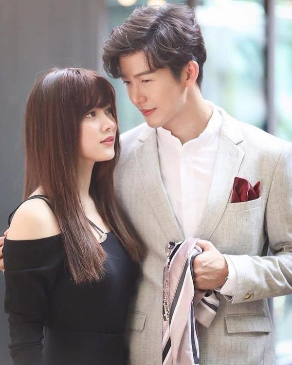 4 phim tình cảm 'cẩu huyết' Châu Á được yêu thích nhất mùa hè này: Ngoại tình, tiểu tam, loạn luân? 4 phim tình cảm 'cẩu huyết' Châu Á được yêu thích nhất mùa hè này: Ngoại tình, tiểu tam, loạn luân?