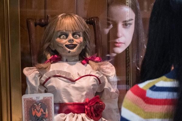 'Ông hoàng kinh dị' James Wan đính hôn cùng nữ diễn viên 'The Nun' 'Ông hoàng kinh dị' James Wan đính hôn cùng nữ diễn viên 'The Nun'