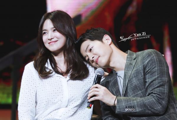 Fanpage lớn nhất của Song Joong Ki tại Việt Nam: Dẹp page hôm idol kết hôn, mở lại ngày có tin ly hôn Fanpage lớn nhất của Song Joong Ki tại Việt Nam: Dẹp page hôm idol kết hôn, mở lại ngày có tin ly hôn