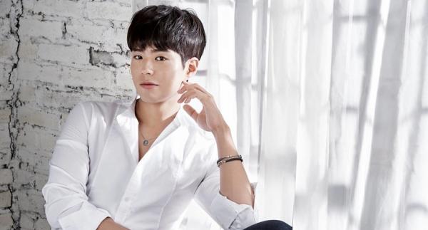 Nhà tiên tri bí ẩn Deoksuri nói về Park Bogum: Thích phụ nữ nhiều tuổi và sẽ gặp vấn đề vì điều này Nhà tiên tri bí ẩn Deoksuri nói về Park Bogum: Thích phụ nữ nhiều tuổi và sẽ gặp vấn đề vì điều này