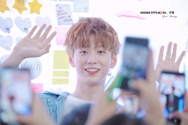 Produce X: Thực tập sinh ngoại quốc duy nhất còn sống sót sau vòng loại trừ thứ 2 là ai? Produce X: Thực tập sinh ngoại quốc duy nhất còn sống sót sau vòng loại trừ thứ 2 là ai?