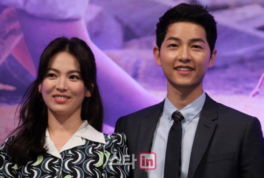 Tình yêu tan vỡ: Song Hye Kyo sụt 5 kg, biểu hiện stress của Song Joong Ki còn nghiêm trọng hơn Tình yêu tan vỡ: Song Hye Kyo sụt 5 kg, biểu hiện stress của Song Joong Ki còn nghiêm trọng hơn