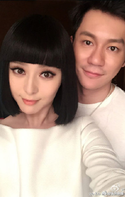 Nghi vấn Băng - Thần bắt chước Song - Song: Tuyên bố chia tay cùng ngày, lý do cũng giống đến khó tin Nghi vấn Băng - Thần bắt chước Song - Song: Tuyên bố chia tay cùng ngày, lý do cũng giống đến khó tin