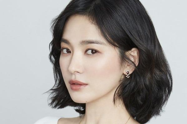 Vì sao chỉ mình Song Joong Ki có quyền đơn phương ly hôn, điều luật này chứa đựng mọi bí mật Vì sao chỉ mình Song Joong Ki có quyền đơn phương ly hôn, điều luật này chứa đựng mọi bí mật