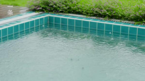 7 người bạn thân ở Quảng Châu xây biệt phủ siêu sang ở làng quê để sống cùng nhau cho đến chết 7 người bạn thân ở Quảng Châu xây biệt phủ siêu sang ở làng quê để sống cùng nhau cho đến chết