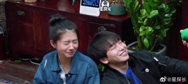 Chu Khiết Quỳnh & Hà Lam Đậu: Hai cô gái vàng trong làng ăn nói kém duyên của showbiz Hoa ngữ Chu Khiết Quỳnh & Hà Lam Đậu: Hai cô gái vàng trong làng ăn nói kém duyên của showbiz Hoa ngữ