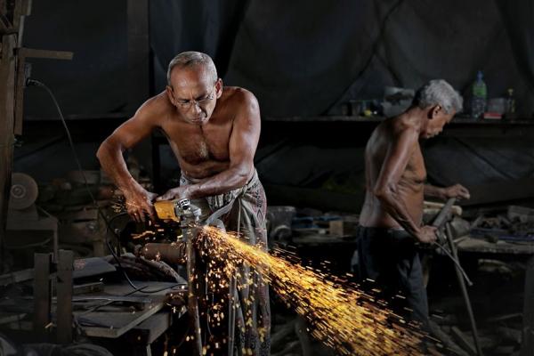 AGORA vinh danh 50 bức ảnh đẹp nhất thế giới về chủ đề lao động, đại diện Việt Nam cũng có mặt AGORA vinh danh 50 bức ảnh đẹp nhất thế giới về chủ đề lao động, đại diện Việt Nam cũng có mặt