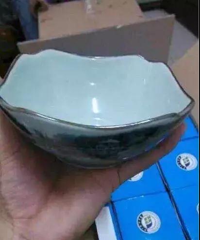Quà tốt nghiệp các trường đại học Trung Quốc tặng sinh viên: Nghe trong gió cũng có mùi tinh tế Quà tốt nghiệp các trường đại học Trung Quốc tặng sinh viên: Nghe trong gió cũng có mùi tinh tế