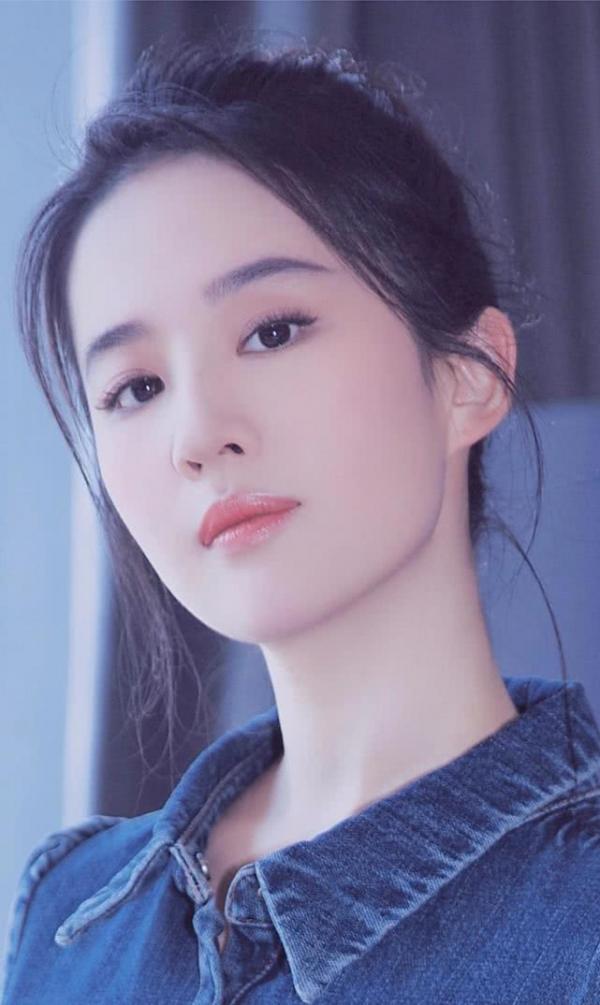 Chê Lưu Diệc Phi quá bánh bèo so với 'Mộc Lan', dân Hàn nhiệt liệt đề cử người đẹp của nước mình Chê Lưu Diệc Phi quá bánh bèo so với 'Mộc Lan', dân Hàn nhiệt liệt đề cử người đẹp của nước mình
