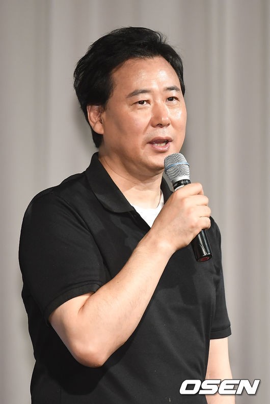 Tân Hoa hậu Hàn Quốc 2019 là con gái 'CEO bạo hành' tàn nhẫn nhóm nhạc thiếu niên The East Light? Tân Hoa hậu Hàn Quốc 2019 là con gái 'CEO bạo hành' tàn nhẫn nhóm nhạc thiếu niên The East Light?
