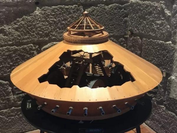 Leonardo da Vinci: Họa sĩ đại tài hay nhà phát minh sáng chế quân sự? Leonardo da Vinci: Họa sĩ đại tài hay nhà phát minh sáng chế quân sự?