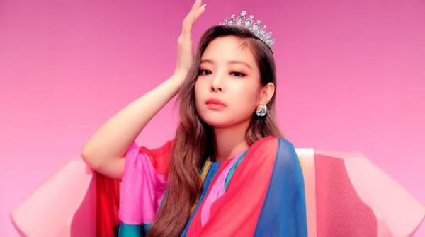 KFC Trung Quốc gây sóng gió khi 'copy-paste' MV Ddu-Du Ddu-Du của BlackPink vào trong đoạn quảng cáo KFC Trung Quốc gây sóng gió khi 'copy-paste' MV Ddu-Du Ddu-Du của BlackPink vào trong đoạn quảng cáo