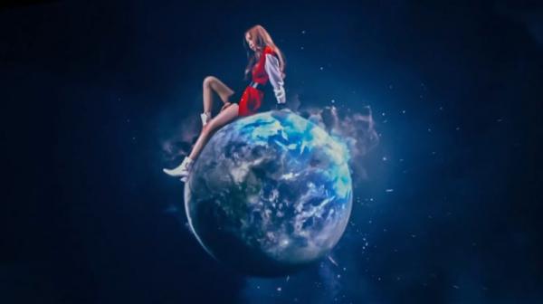 KFC Trung Quốc gây sóng gió khi 'copy-paste' MV Ddu-Du Ddu-Du của BlackPink vào trong đoạn quảng cáo KFC Trung Quốc gây sóng gió khi 'copy-paste' MV Ddu-Du Ddu-Du của BlackPink vào trong đoạn quảng cáo