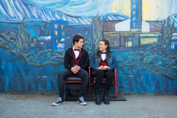 Hai năm sau công chiếu, Netflix cuối cùng cũng sửa lại cảnh tự tử đầu tiên trong '13 Reasons Why' Hai năm sau công chiếu, Netflix cuối cùng cũng sửa lại cảnh tự tử đầu tiên trong '13 Reasons Why'