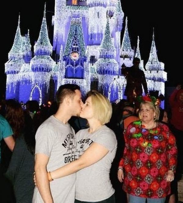 Cười mệt xỉu với bộ sưu tập hình ảnh 'photobomb' đỉnh cao nhất năm 2019 Cười mệt xỉu với bộ sưu tập hình ảnh 'photobomb' đỉnh cao nhất năm 2019