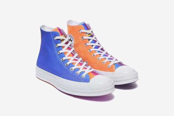 HOT: Converse vừa trình làng mẫu giày có thể đổi màu dưới ánh sáng mặt trời HOT: Converse vừa trình làng mẫu giày có thể đổi màu dưới ánh sáng mặt trời