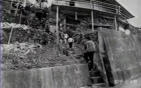 1 trong 3 vụ mất tích 'Kami kakushi' nổi tiếng nhất Nhật Bản: Đứa trẻ bị yêu quái bắt cóc? 1 trong 3 vụ mất tích 'Kami kakushi' nổi tiếng nhất Nhật Bản: Đứa trẻ bị yêu quái bắt cóc?