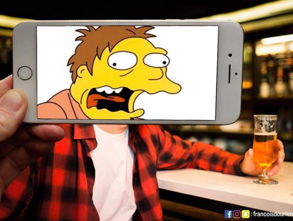 Ngỡ ngàng bắt gặp các nhân vật trong bộ phim 'The Simpsons' ngoài đời thật Ngỡ ngàng bắt gặp các nhân vật trong bộ phim 'The Simpsons' ngoài đời thật
