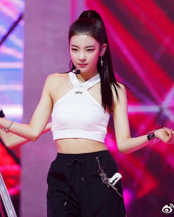 Các idol K-Pop con nhà 'trâm anh thế phiệt' nhưng ít người biết, gà SM gia thế khủng nhất Các idol K-Pop con nhà 'trâm anh thế phiệt' nhưng ít người biết, gà SM gia thế khủng nhất