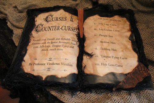 Hơn 20 năm trôi qua, vẫn còn quá nhiều chi tiết ẩn ý mà chúng ta chưa hiểu hết trong 'Harry Potter' Hơn 20 năm trôi qua, vẫn còn quá nhiều chi tiết ẩn ý mà chúng ta chưa hiểu hết trong 'Harry Potter'