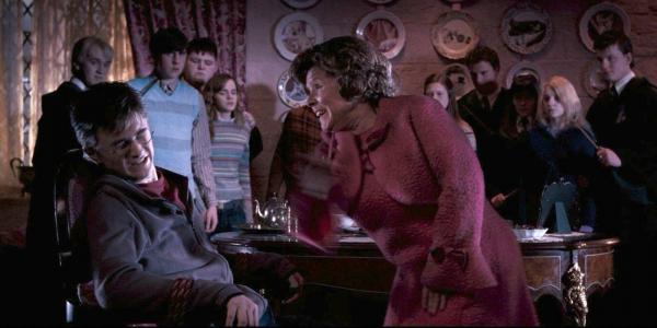 Hơn 20 năm trôi qua, vẫn còn quá nhiều chi tiết ẩn ý mà chúng ta chưa hiểu hết trong 'Harry Potter' Hơn 20 năm trôi qua, vẫn còn quá nhiều chi tiết ẩn ý mà chúng ta chưa hiểu hết trong 'Harry Potter'