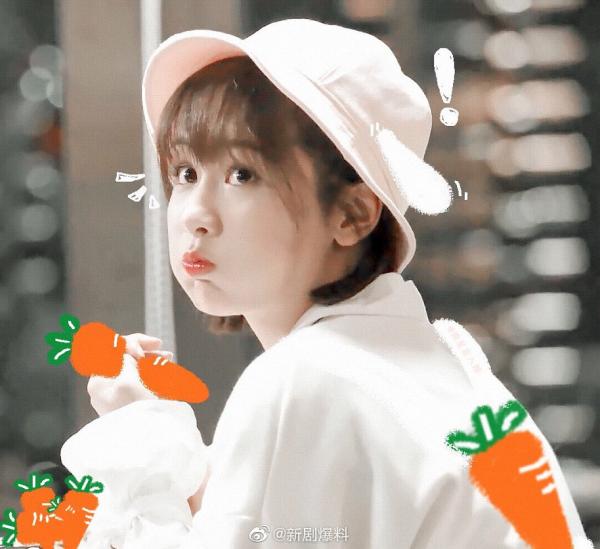 'Cá Mực Hầm Mật': Dương Tử gây sốt khi hé lộ tạo hình ban đầu siêu xinh đẹp của Đồng Niên 'Cá Mực Hầm Mật': Dương Tử gây sốt khi hé lộ tạo hình ban đầu siêu xinh đẹp của Đồng Niên