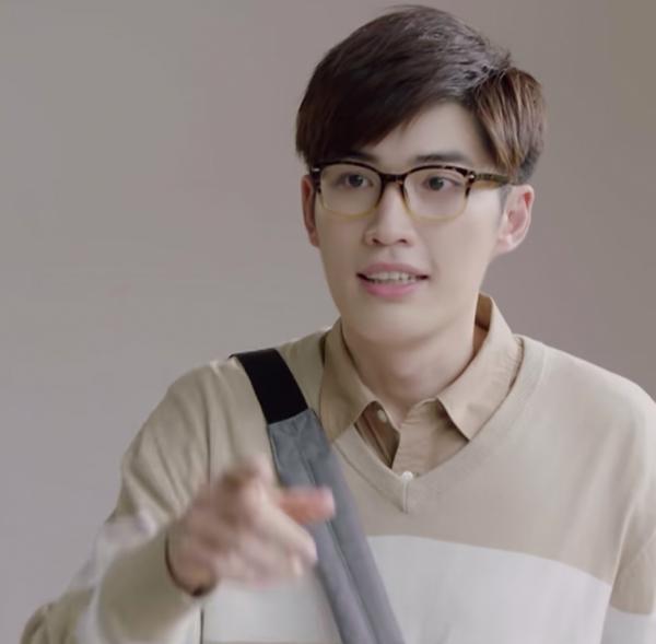 'Cá Mực Hầm Mật' hội tụ dàn diễn viên phụ gồm ảnh đế, thạc sĩ, học bá cực kì đáng ngưỡng mộ 'Cá Mực Hầm Mật' hội tụ dàn diễn viên phụ gồm ảnh đế, thạc sĩ, học bá cực kì đáng ngưỡng mộ