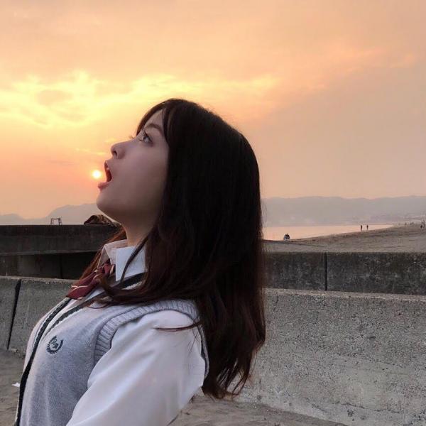 Thần tượng biến thái cặp kè nữ sinh thánh thiện trong live action 'Đến Hôn Em Lúc Nửa Đêm' Thần tượng biến thái cặp kè nữ sinh thánh thiện trong live action 'Đến Hôn Em Lúc Nửa Đêm'