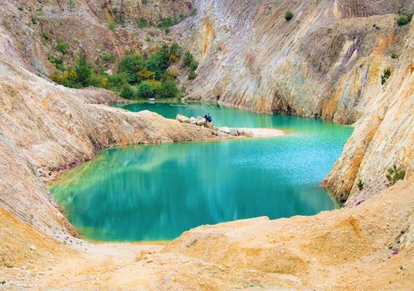 Ham sống ảo, Instagrammer bị phát ban và buồn nôn sau khi chụp ảnh gần hồ nước độc Ham sống ảo, Instagrammer bị phát ban và buồn nôn sau khi chụp ảnh gần hồ nước độc