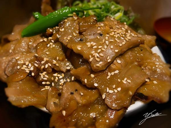 Những bức tranh đồ ăn siêu chân thực chống chỉ định xem lúc đói Những bức tranh đồ ăn siêu chân thực chống chỉ định xem lúc đói