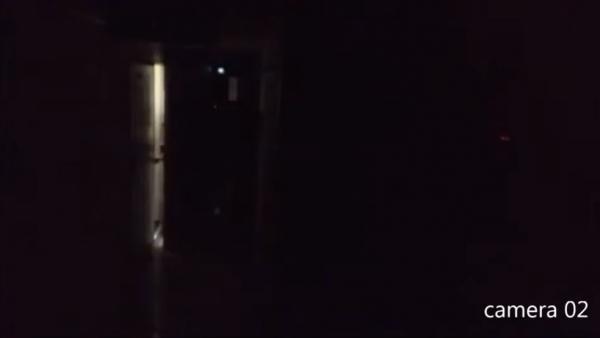 Lại có thêm clip gã trai đeo mặt nạ hề biến thái lởn vởn ở Silimdong khiến dân Hàn hoảng sợ Lại có thêm clip gã trai đeo mặt nạ hề biến thái lởn vởn ở Silimdong khiến dân Hàn hoảng sợ