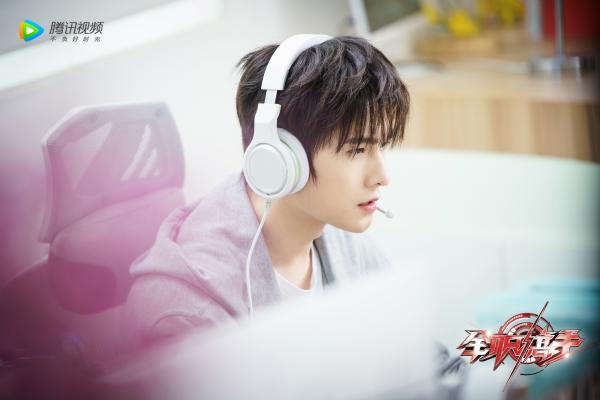 Dàn game thủ nam thần của 'Toàn Chức Cao Thủ' chứng minh phim về game là chỉ toàn trai đẹp Dàn game thủ nam thần của 'Toàn Chức Cao Thủ' chứng minh phim về game là chỉ toàn trai đẹp
