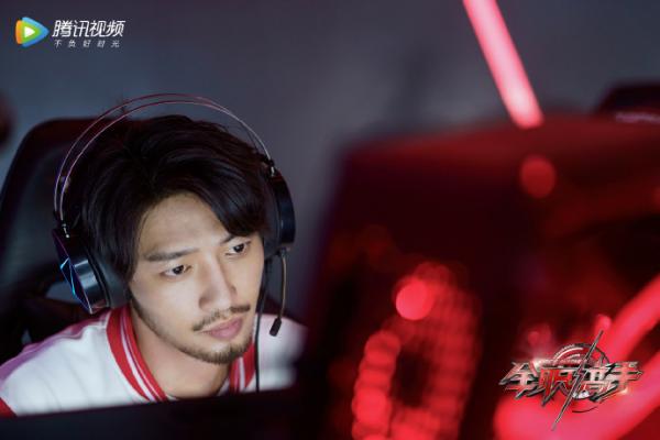 Dàn game thủ nam thần của 'Toàn Chức Cao Thủ' chứng minh phim về game là chỉ toàn trai đẹp Dàn game thủ nam thần của 'Toàn Chức Cao Thủ' chứng minh phim về game là chỉ toàn trai đẹp