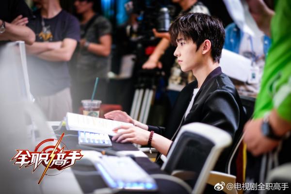 Dàn game thủ nam thần của 'Toàn Chức Cao Thủ' chứng minh phim về game là chỉ toàn trai đẹp Dàn game thủ nam thần của 'Toàn Chức Cao Thủ' chứng minh phim về game là chỉ toàn trai đẹp