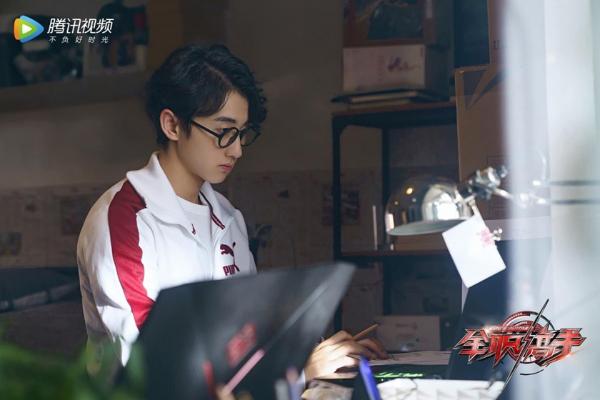 Dàn game thủ nam thần của 'Toàn Chức Cao Thủ' chứng minh phim về game là chỉ toàn trai đẹp Dàn game thủ nam thần của 'Toàn Chức Cao Thủ' chứng minh phim về game là chỉ toàn trai đẹp