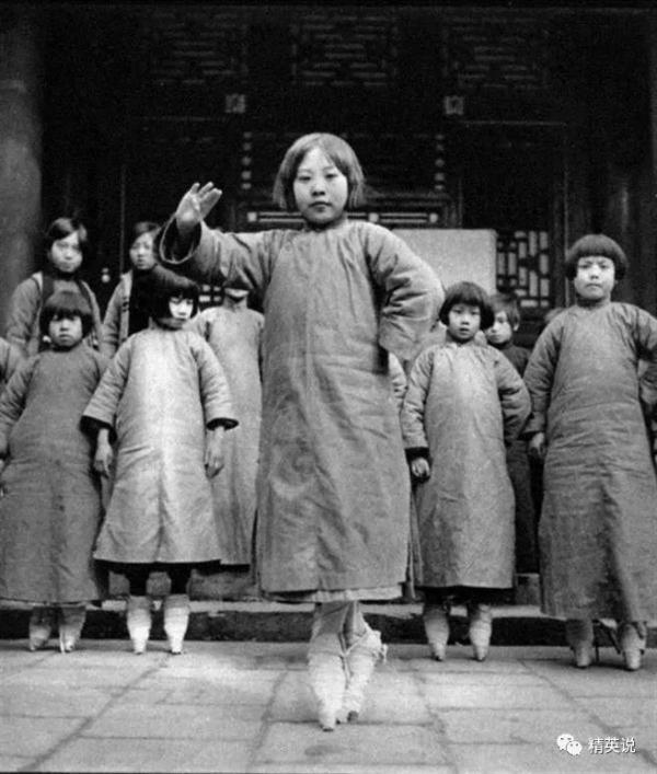 Đổng Trúc Quân truyền kỳ: Từ gái thanh lâu cho tới chủ khách sạn nổi tiếng Thượng Hải Đổng Trúc Quân truyền kỳ: Từ gái thanh lâu cho tới chủ khách sạn nổi tiếng Thượng Hải