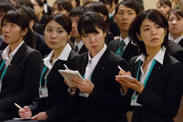 11 điều phụ nữ Nhật Bản muốn phái mạnh biết về vòng một của họ 11 điều phụ nữ Nhật Bản muốn phái mạnh biết về vòng một của họ