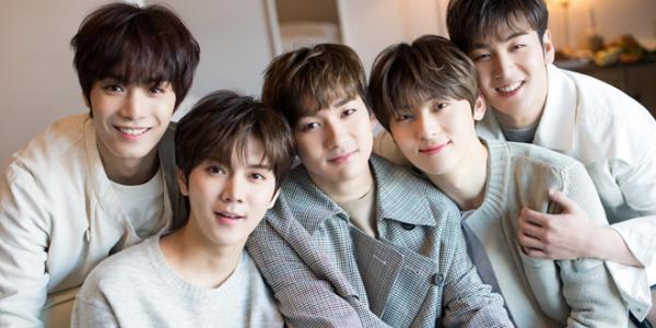 Rộ tin Bighit mua công ty quản lí boygroup hàng đầu, đây là cái tên được netizen Hàn nhắc nhiều nhất Rộ tin Bighit mua công ty quản lí boygroup hàng đầu, đây là cái tên được netizen Hàn nhắc nhiều nhất