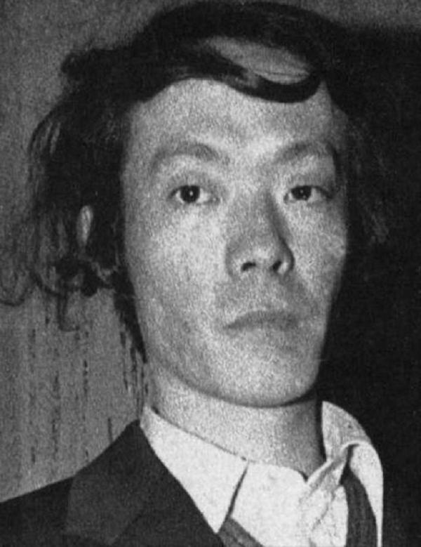 Issei Sagawa - Kẻ ăn thịt người man rợ được cả Nhật Bản tung hô và sự trừng phạt khủng khiếp cuối đời Issei Sagawa - Kẻ ăn thịt người man rợ được cả Nhật Bản tung hô và sự trừng phạt khủng khiếp cuối đời