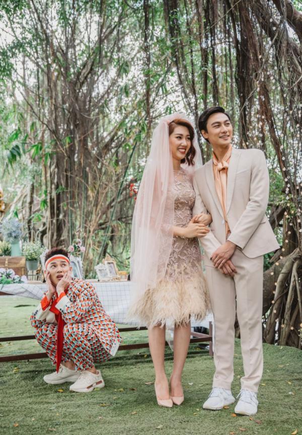 MV 'Sáng Mắt Chưa' hot nhất tối qua, Trúc Nhân đã có ngay câu hát thành trend quốc dân MV 'Sáng Mắt Chưa' hot nhất tối qua, Trúc Nhân đã có ngay câu hát thành trend quốc dân