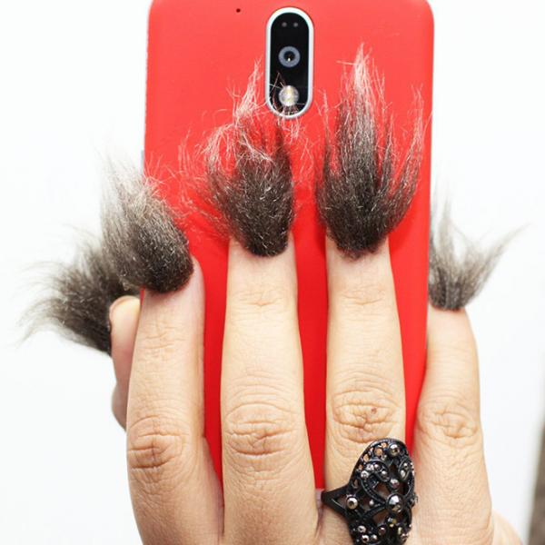 Xu hướng gắn lông lên móng xinh độc lạ mà các chị em không thể bỏ lỡ Xu hướng gắn lông lên móng xinh độc lạ mà các chị em không thể bỏ lỡ
