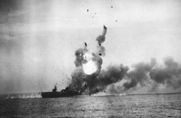 Góc khuất về những phi công 'cảm tử' Thần Phong Kamikaze (Phần 2) Góc khuất về những phi công 'cảm tử' Thần Phong Kamikaze (Phần 2)