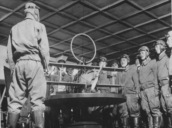 Góc khuất về những phi công 'cảm tử' Thần Phong Kamikaze (Phần 2) Góc khuất về những phi công 'cảm tử' Thần Phong Kamikaze (Phần 2)