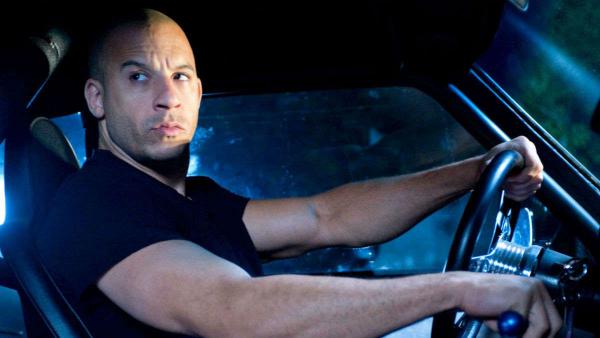 Không ai chịu nhường ai, cặp sao 'Hobbs & Shaw' ký điều khoản không thể thua trên phim Không ai chịu nhường ai, cặp sao 'Hobbs & Shaw' ký điều khoản không thể thua trên phim