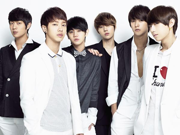 Những lần 'Blind Items' trong K-Pop trở thành sự thực khiến người hâm mộ rùng mình Những lần 'Blind Items' trong K-Pop trở thành sự thực khiến người hâm mộ rùng mình