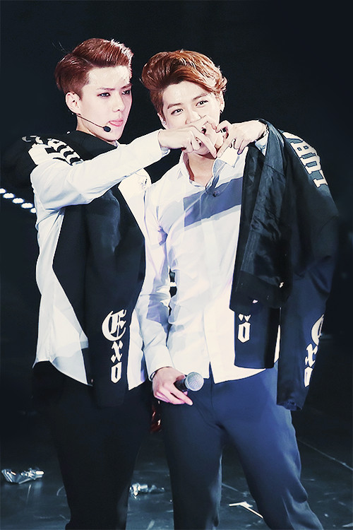 Thực hư về 6 tin đồn tình yêu đồng giới giữa các idol nam từng gây xôn xao K-Pop Thực hư về 6 tin đồn tình yêu đồng giới giữa các idol nam từng gây xôn xao K-Pop