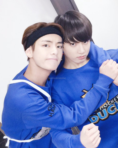 Thực hư về 6 tin đồn tình yêu đồng giới giữa các idol nam từng gây xôn xao K-Pop Thực hư về 6 tin đồn tình yêu đồng giới giữa các idol nam từng gây xôn xao K-Pop