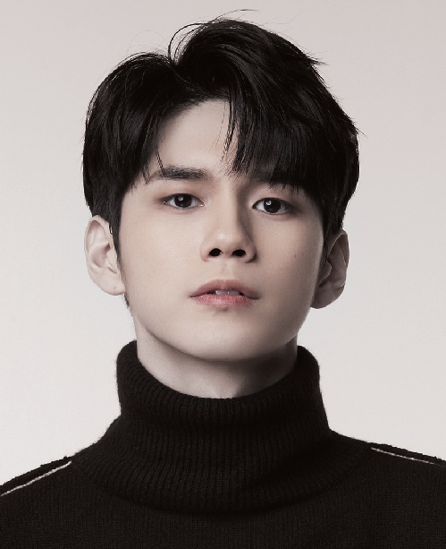 Moment At Eighteen: Ngoài Ong Seong Woo, vẫn còn 5 mỹ nam thanh xuân khiến bạn mê mẩn Moment At Eighteen: Ngoài Ong Seong Woo, vẫn còn 5 mỹ nam thanh xuân khiến bạn mê mẩn