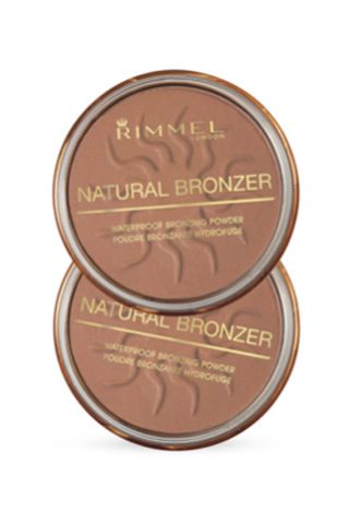 11 sản phẩm make up chống nước tốt nhất mà phe con gái nên thử 11 sản phẩm make up chống nước tốt nhất mà phe con gái nên thử